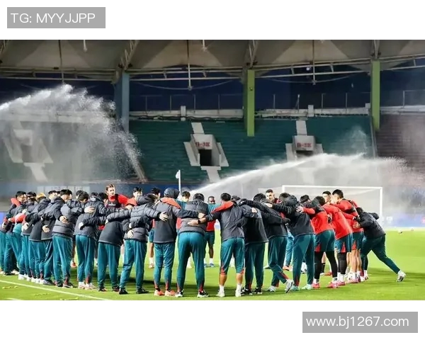 12月19日火箭队迎战对手期待精彩对决与球迷共庆胜利时刻 12月19日火箭队迎战对手期待精彩对决与球迷共庆胜利时刻