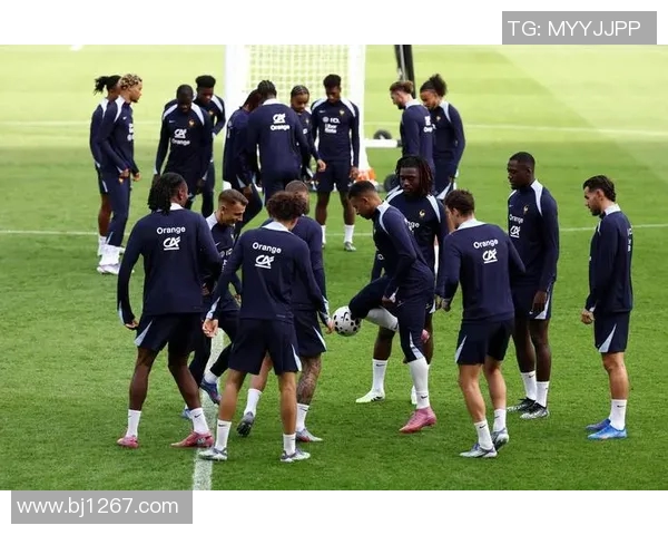 2006年世界杯中国队对阵法国队的精彩回顾与赛后分析 2006年世界杯中国队对阵法国队的精彩回顾与赛后分析